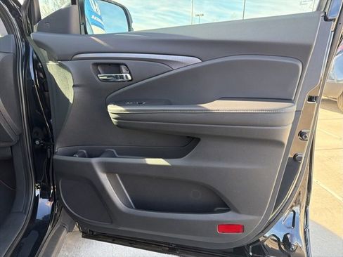 New 2025 Honda Ridgeline RTL image 44