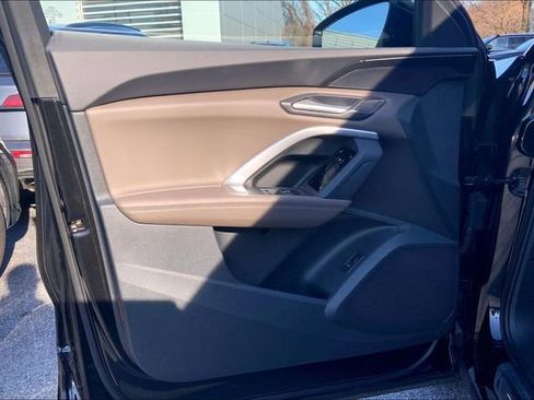 Used 2025 Audi Q5 Premium w/ Convenience Package image 21