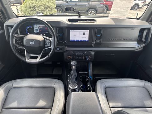 Used 2023 Ford Bronco Black Diamond AWD/4WD image 10