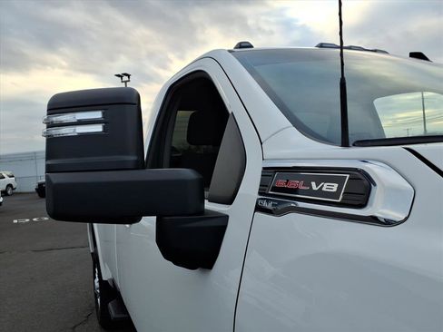 Certified 2022 GMC Sierra 2500 SLE w/ SLE Convenience Package image 11