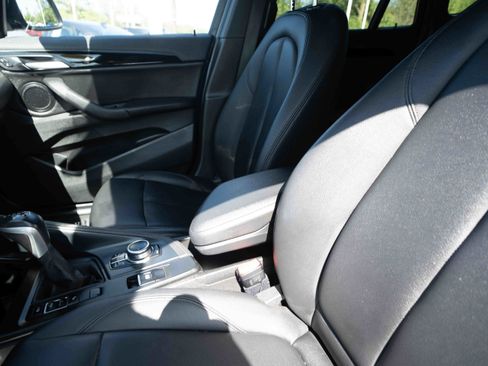 Used 2019 BMW X1 sDrive28i FWD image 10