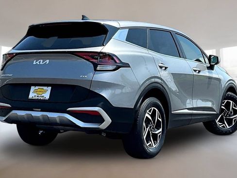 Used 2023 Kia Sportage LX AWD/4WD image 6