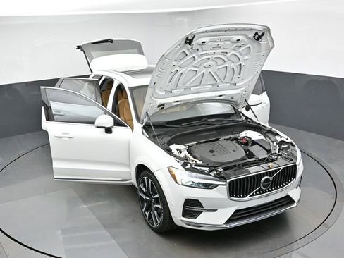 Used 2023 Volvo XC60 B5 Ultimate w/ Protection Package Premier AWD/4WD image 51