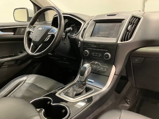 Used 2015 Ford Edge SEL w/ Equipment Group 201A FWD image 32