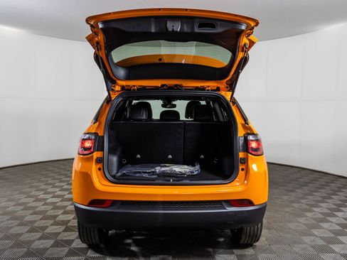 New 2026 Jeep Compass Latitude image 35