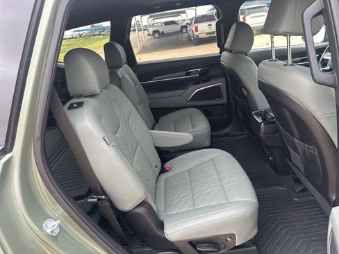 Used 2024 Kia Telluride EX X-Line image 9