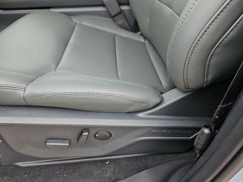 New 2026 Ford Expedition Max Active RWD image 23