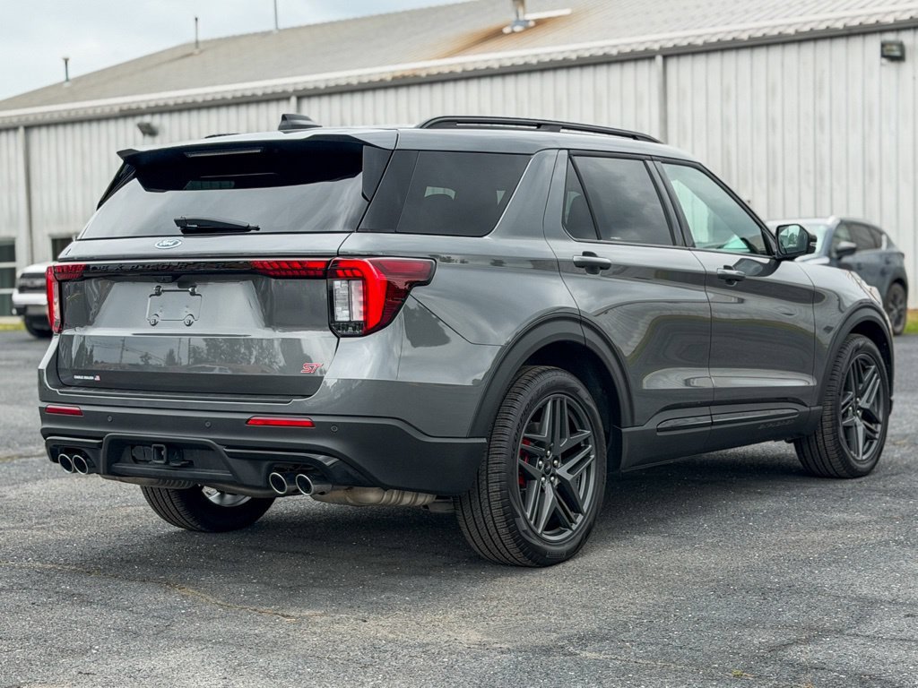 New 2026 Ford Explorer ST w/ Sun And Sound Package AWD/4WD image 4