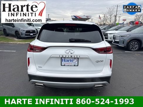 Certified 2022 INFINITI QX50 Luxe image 6