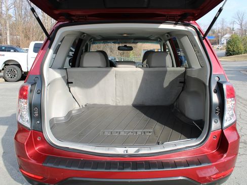 Used 2010 Subaru Forester 2.5XT Premium image 28