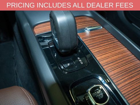Used 2025 Volvo V60 B5 Cross Country Plus AWD/4WD image 17