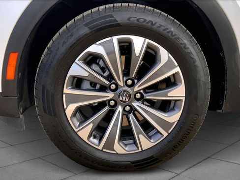 Used 2024 Buick Envision Preferred image 11