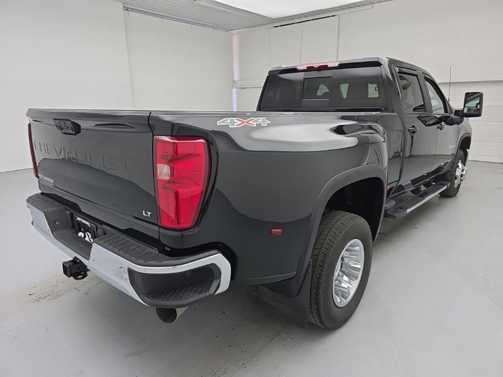 Used 2025 Chevrolet Silverado 3500 LT w/ Safety Package AWD/4WD image 12