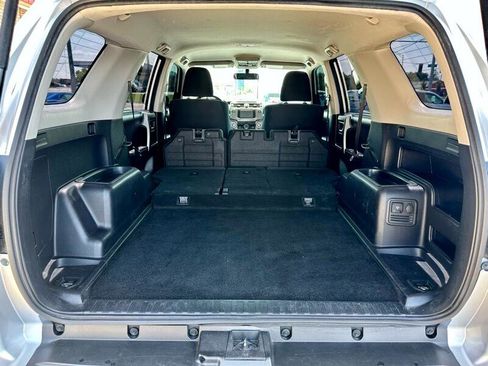 Used 2019 Toyota 4Runner SR5 image 9