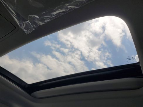 New 2025 Acura TLX w/ Technology Package image 30