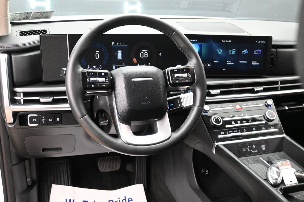 Used 2024 Hyundai Santa Fe SE FWD image 10