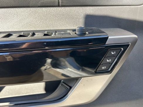 Used 2024 Toyota Tundra Limited image 15