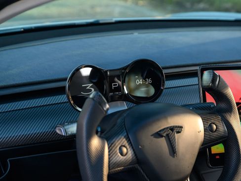 Used 2018 Tesla Model 3 Long Range image 80