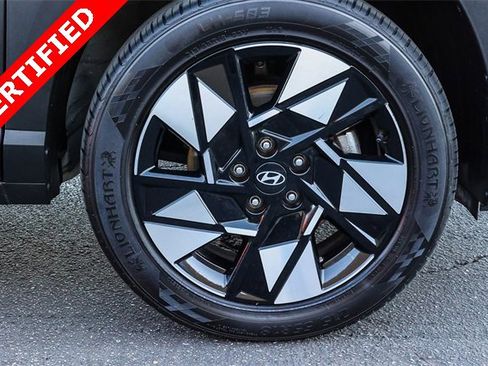 Certified 2024 Hyundai Kona SEL image 9