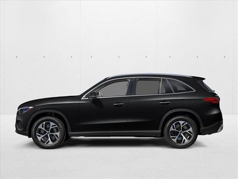 New 2026 Mercedes-Benz GLC 350e GLC 350e image 3