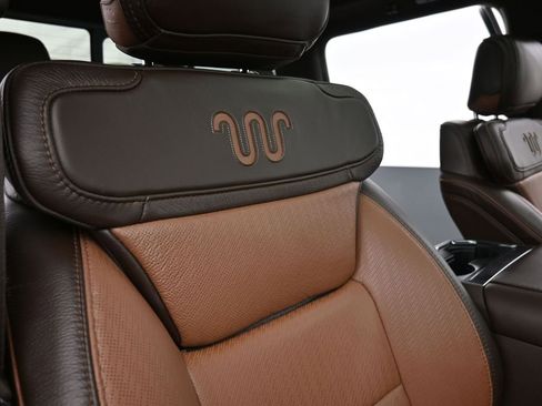 Used 2025 Ford F450 King Ranch w/ FX4 Off-Road Package image 27