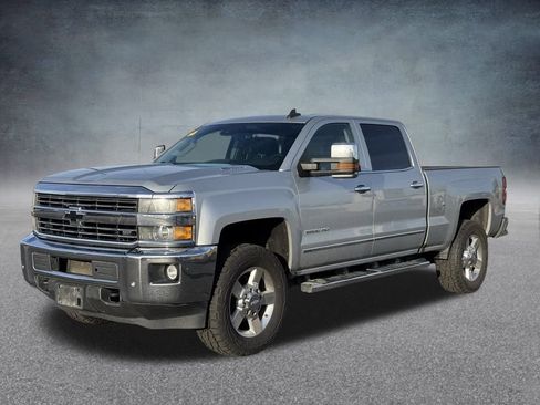 Used 2016 Chevrolet Silverado 2500 LTZ w/ Duramax Plus Package image 7
