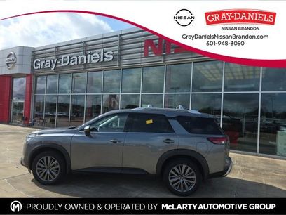 Certified 2025 Nissan Pathfinder SL w/ SL Premium Package