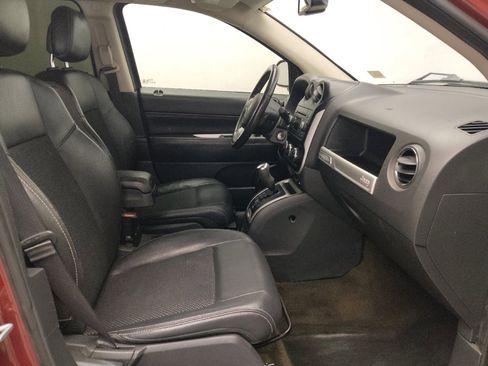 Used 2017 Jeep Compass Latitude image 21