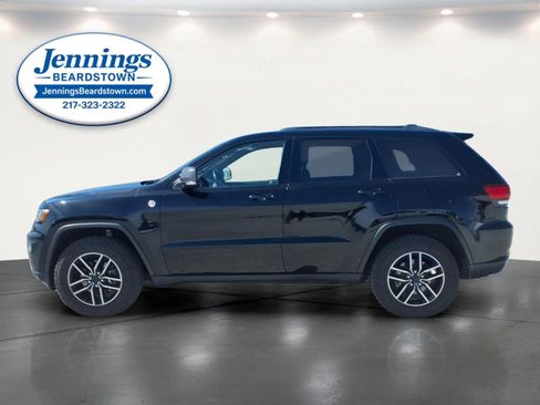 Used 2020 Jeep Grand Cherokee Trailhawk w/ Trailhawk Luxury Group AWD/4WD image 8