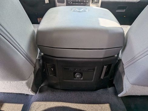 Used 2016 RAM 1500 Big Horn RWD image 12