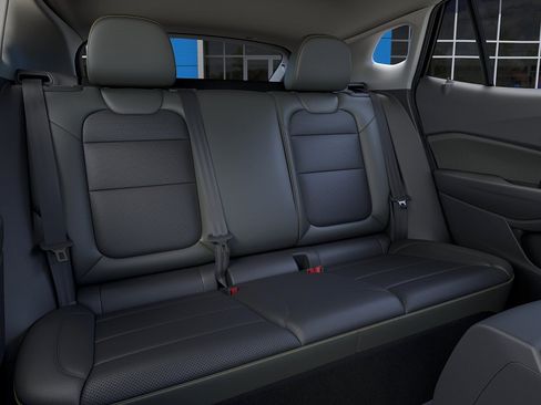 New 2026 Chevrolet Trax ACTIV w/ Sunroof Package FWD image 17