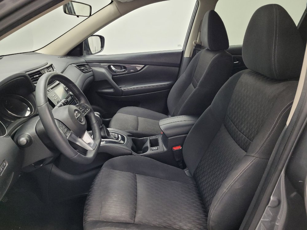 Used 2017 Nissan Rogue SV FWD image 17
