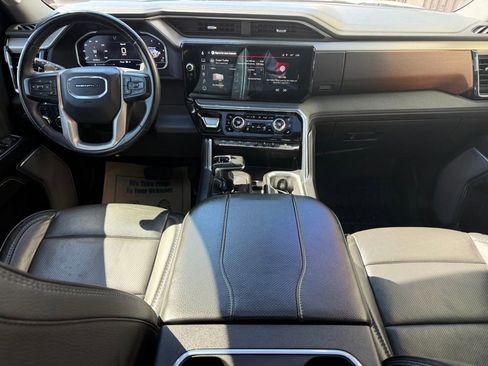 Used 2024 GMC Sierra 1500 Denali w/ Denali Reserve Package image 13