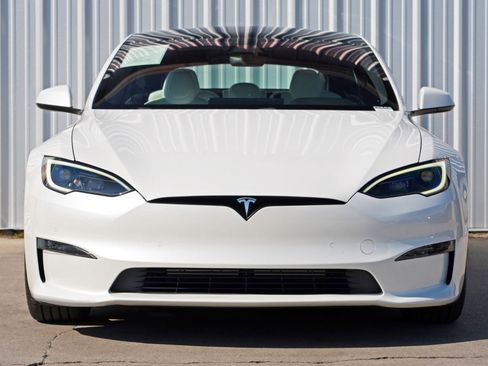 Used 2022 Tesla Model S image 7