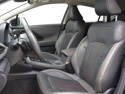 Used 2024 Subaru Crosstrek 2.5i Limited AWD/4WD image 11