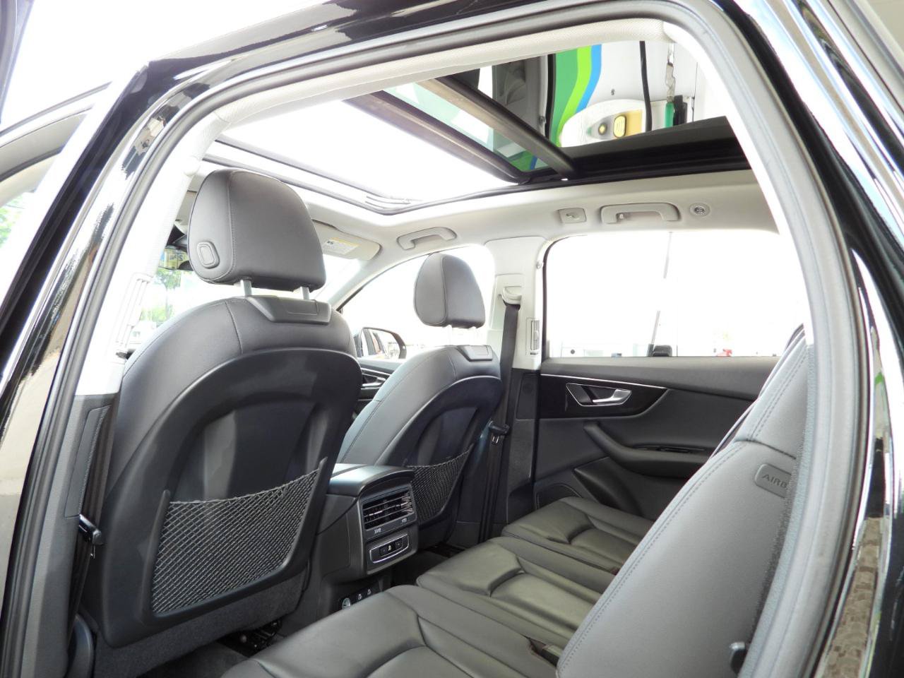 Used 2022 Audi Q7 3.0T Premium Plus AWD/4WD image 65
