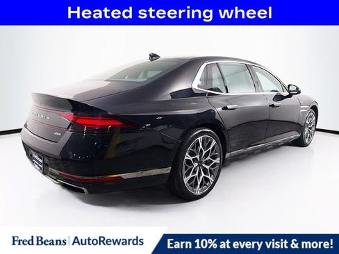 Used 2023 Genesis G90 3.5T AWD/4WD image 9