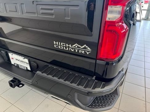 Certified 2024 Chevrolet Silverado 1500 High Country AWD/4WD image 46