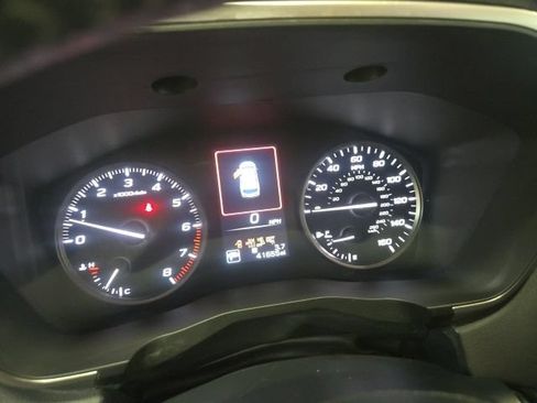 Used 2025 Subaru Ascent Premium AWD/4WD image 23