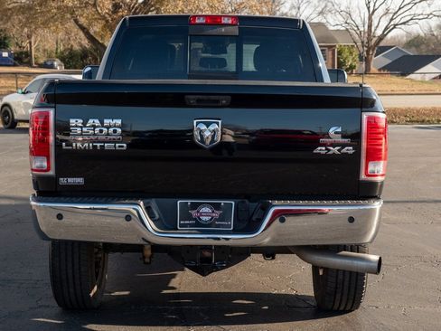 Used 2015 RAM 3500 Laramie Longhorn image 37