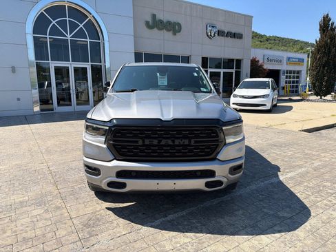 Used 2022 RAM 1500 Big Horn AWD/4WD image 3