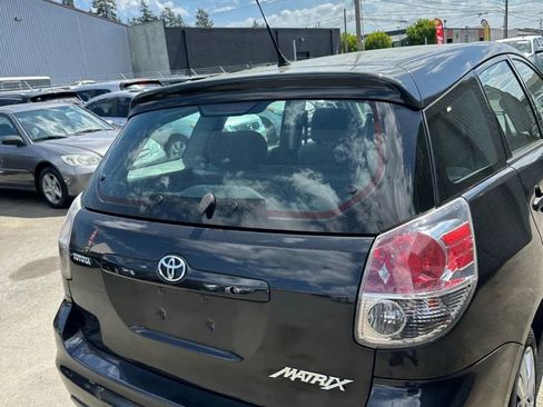 Used 2006 Toyota Matrix XR image 35