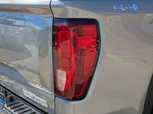 Certified 2023 GMC Sierra 1500 Elevation AWD/4WD image 12