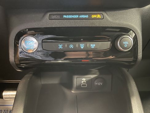 Used 2024 Ford Escape ST-Line Select w/ Tech Pack #1 image 12