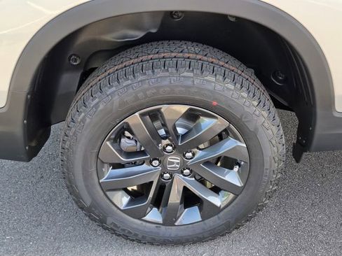 New 2026 Honda Ridgeline Sport image 7