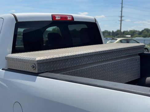 Used 2018 RAM 1500 Tradesman w/ Chrome Appearance Group AWD/4WD image 45