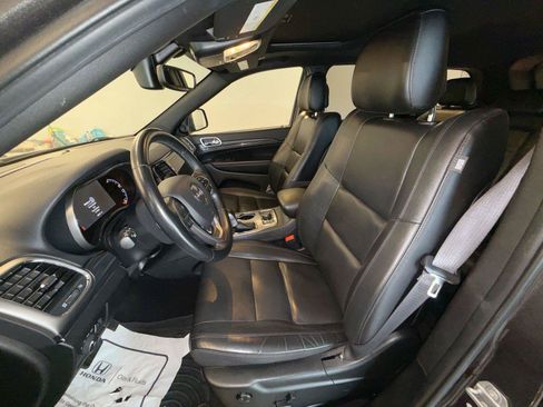 Used 2021 Jeep Grand Cherokee Limited w/ Premium Lighting Group AWD/4WD image 13