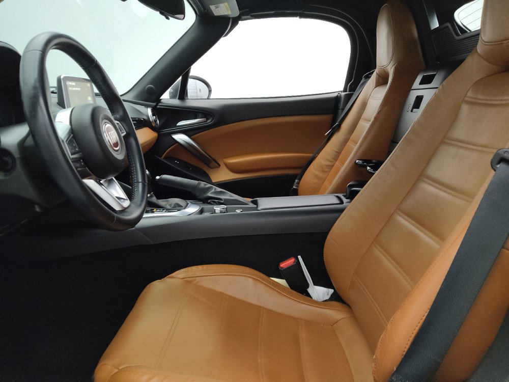 Used 2017 FIAT 124 Spider Lusso RWD image 17