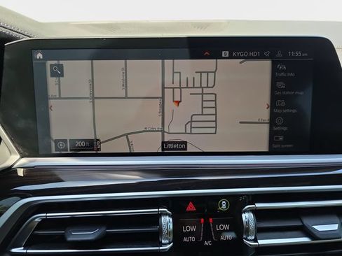 Used 2021 BMW X7 xDrive40i w/ Premium Package AWD/4WD image 26
