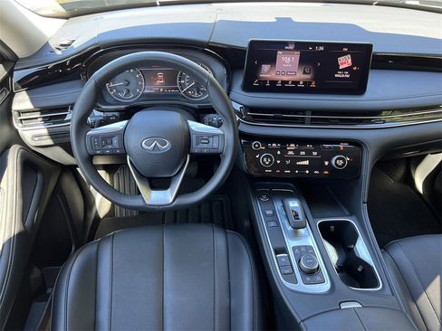 Certified 2025 INFINITI QX60 Pure image 19